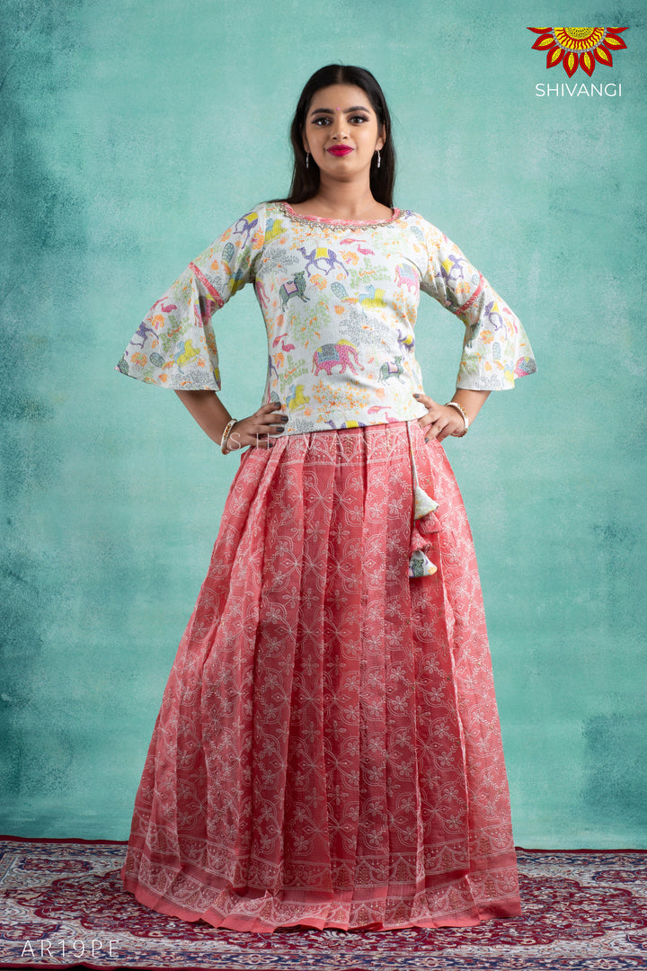 Girls Peach Kota Zentangle Pattu Pavadai