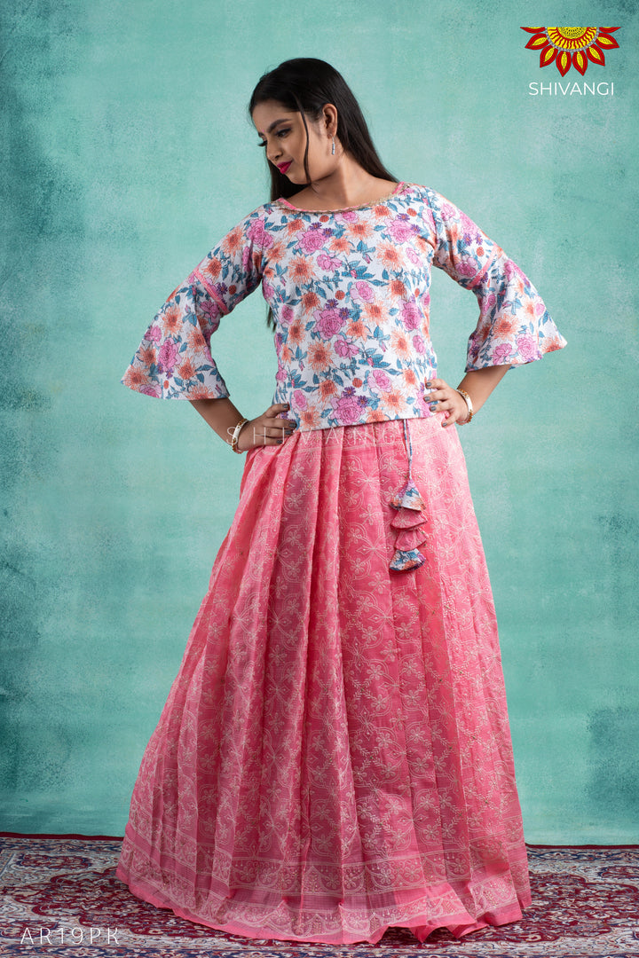 Girls Pink Kota Zentangle Pattu Pavadai