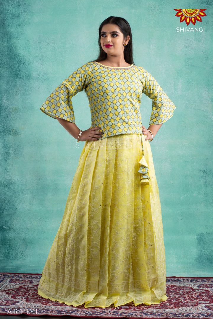 Girls Yellow Kota Zentangle Pattu Pavadai