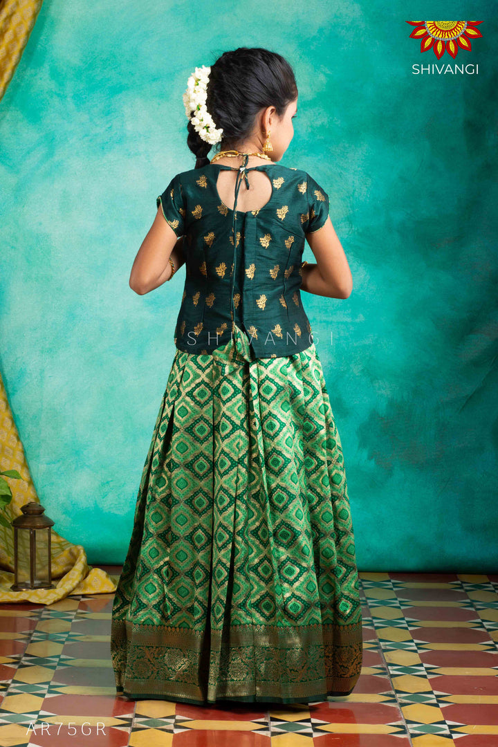 Girls Green KGF Bandhini Pattu Pavadai | Langa