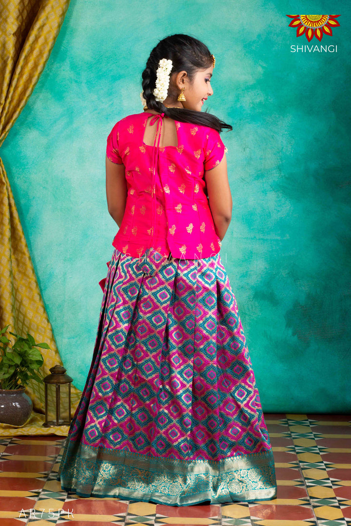 Girls Pink KGF Bandhini Pattu Pavadai | Langa