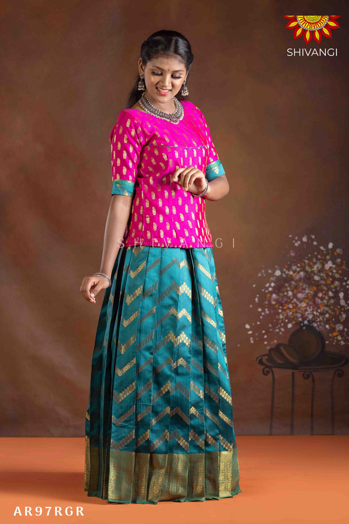 Girls Ramar Green Floral Link Pattu Pavadai | Langa