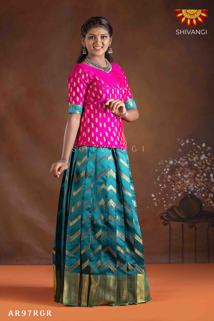 Girls Ramar Green Floral Link Pattu Pavadai | Langa