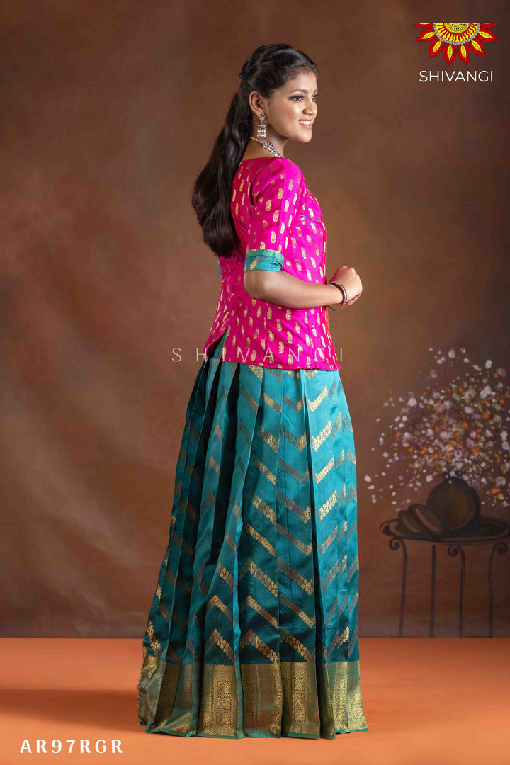 Girls Ramar Green Floral Link Pattu Pavadai | Langa