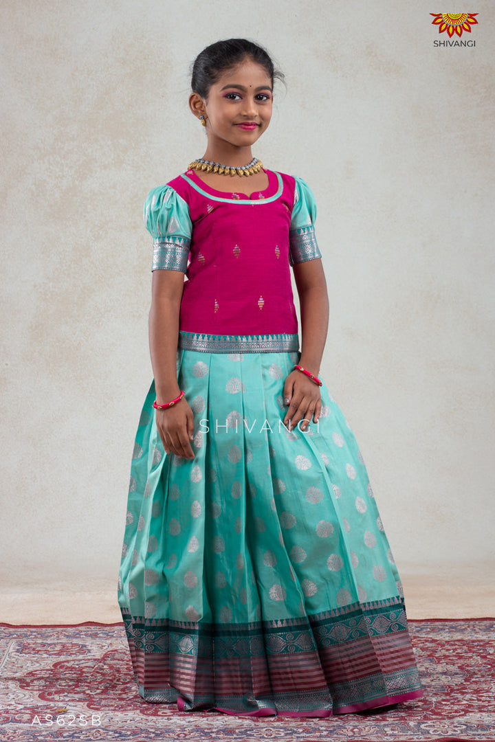 Girls Snow Drop Ramar Green Pattu Pavadai Set | Lehenga