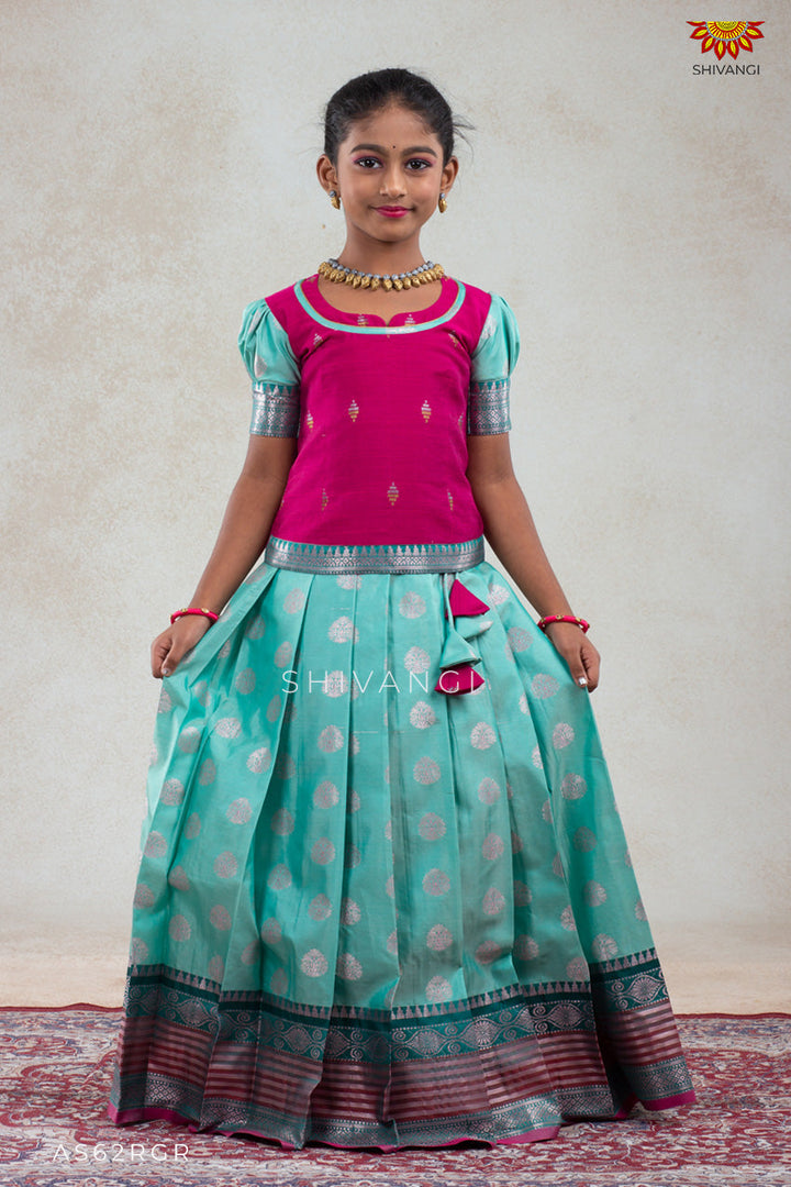 Girls Snow Drop Ramar Green Pattu Pavadai Set | Lehenga