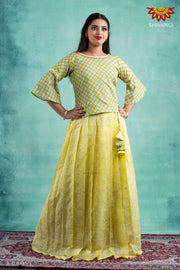 Girls Yellow Kota Zentangle Pattu Pavadai 