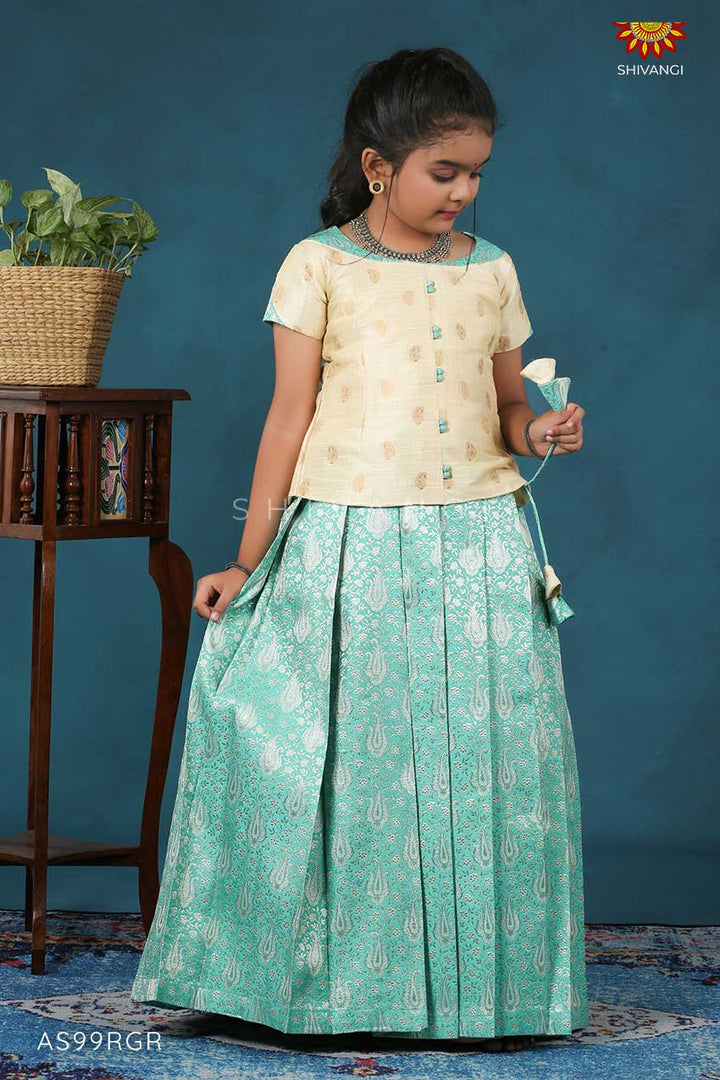 Girls Ramar Green Silver Alovera Pattu Pavadai