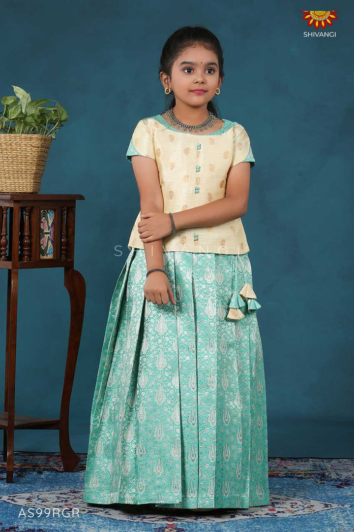 Girls Ramar Green Silver Alovera Pattu Pavadai